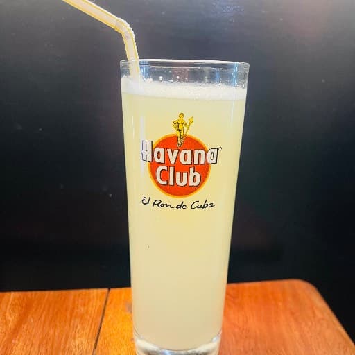 Jugo de Piña — Ayayai, comida a domicilio