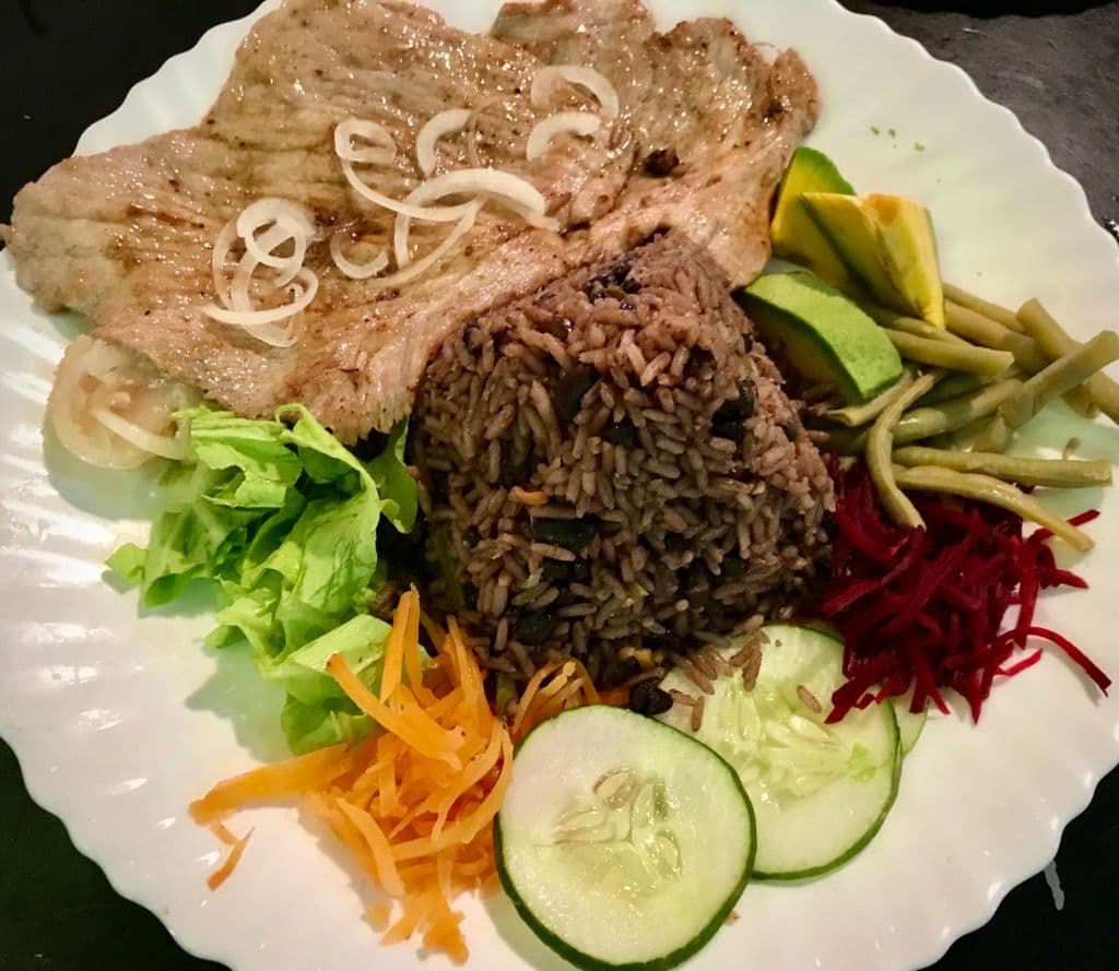 Bistec de cerdo — Ayayai, comida a domicilio
