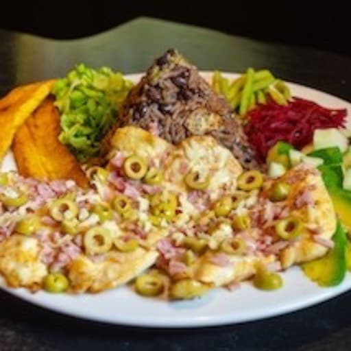 Pollo a la Rosa — Ayayai, comida a domicilio